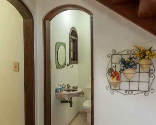 casa-albamar-guarujá-pereque-sakaiimoveis-lavabo