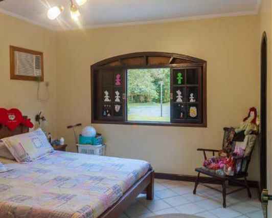 casa-albamar-guarujá-pereque-sakaiimoveis-suite1