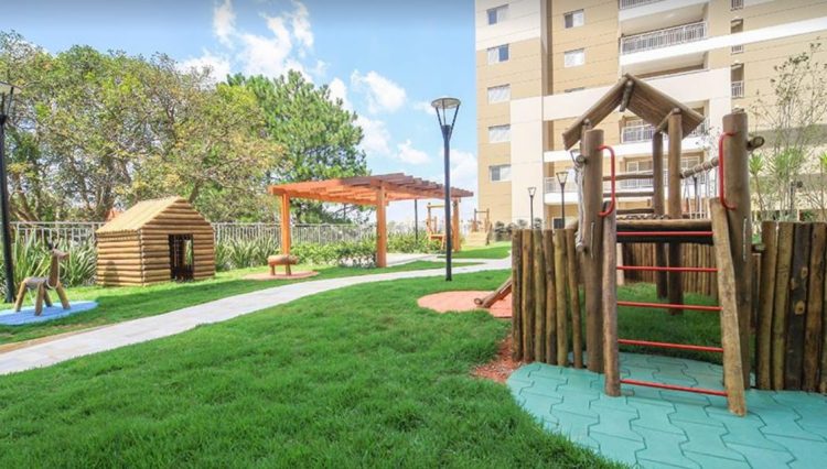sakaiimoveis-spazio-cond-play