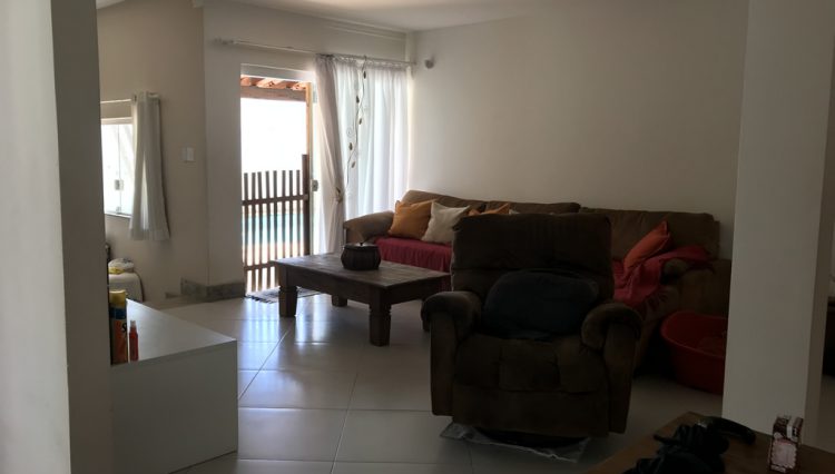 casa-terrea-4-suites-mogilar-venda-piscina-terreno660m2-churrasqueira-edicula-ótimo=para-clinica (10)