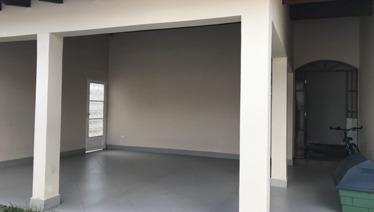 casa-terrea-4-suites-mogilar-venda-piscina-terreno660m2-churrasqueira-edicula-ótimo=para-clinica (3)
