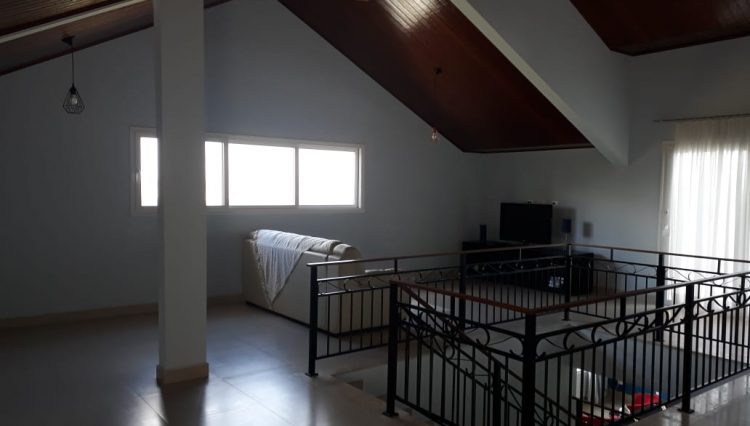 sobrado-condominio-4suites-359m2-mobiliados-piscina-churrasqueira-sotao-cozinha-mobiliada (10)