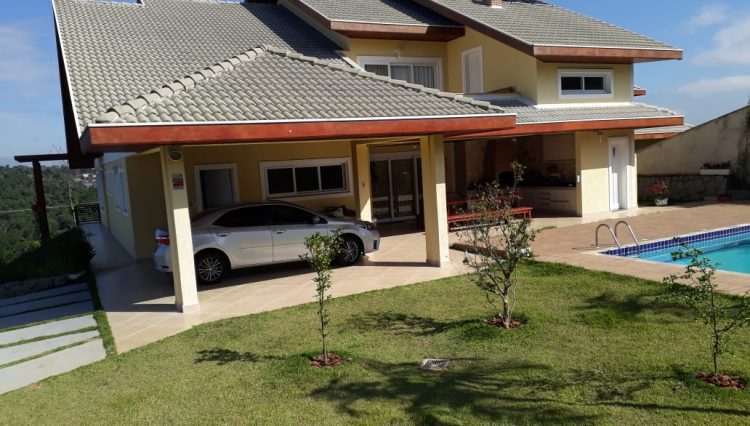 sobrado-condominio-4suites-359m2-mobiliados-piscina-churrasqueira-sotao-cozinha-mobiliada (5)