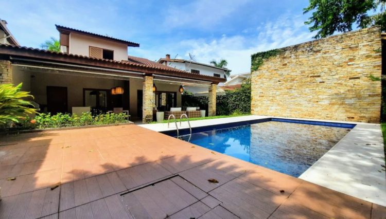 sobrado-4-suites-lazer-piscina-churrasqueira-mobiliado-venda-riviera-bertioga (19)