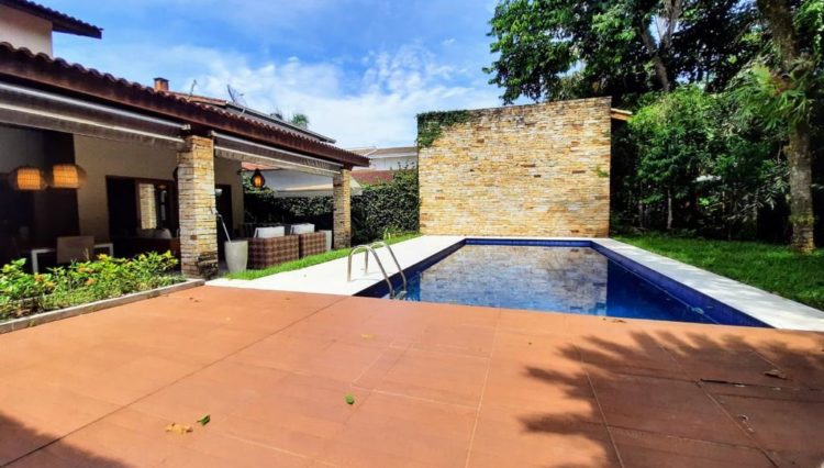 sobrado-4-suites-lazer-piscina-churrasqueira-mobiliado-venda-riviera-bertioga (20)