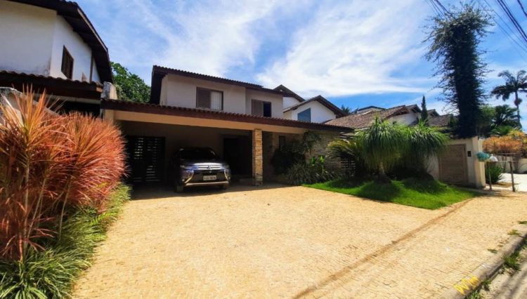 sobrado-4-suites-lazer-piscina-churrasqueira-mobiliado-venda-riviera-bertioga (30)