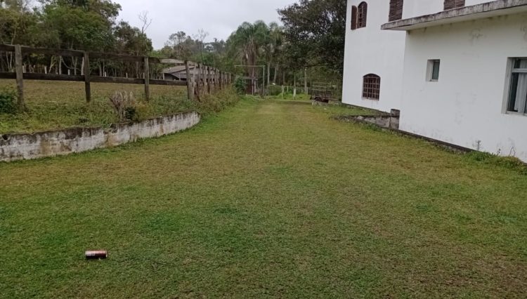 sitio-cocuera-lago-piscina-casa-5dorm-estabulo-churrasqueira-casa-hospede-pista-cavalo-mogi-ve ( (17)