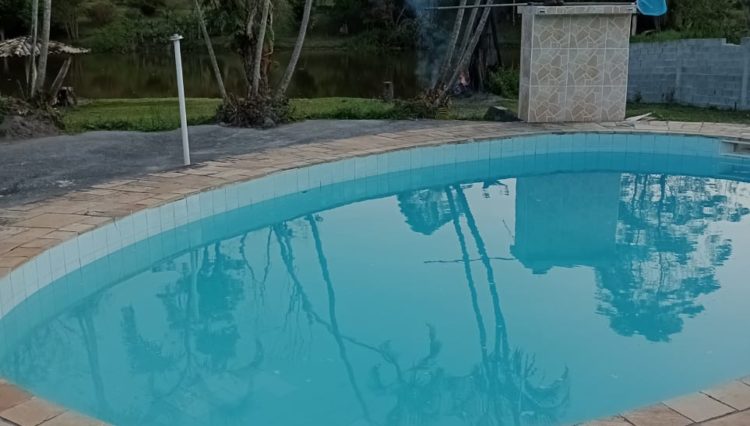 sitio-cocuera-lago-piscina-casa-5dorm-estabulo-churrasqueira-casa-hospede-pista-cavalo-mogi-ve ( (4)