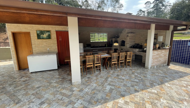 sitio-quatinga-24milm2-lagos-piscina-churrasqueira-horta-gramado-1km-asfalto (2)