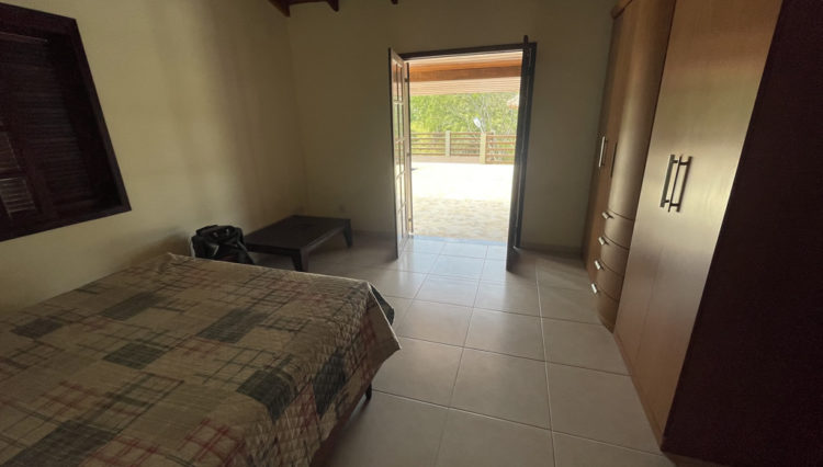 sitio-quatinga-24milm2-lagos-piscina-churrasqueira-horta-gramado-1km-asfalto (31)