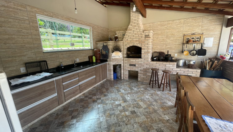 sitio-quatinga-24milm2-lagos-piscina-churrasqueira-horta-gramado-1km-asfalto (5)