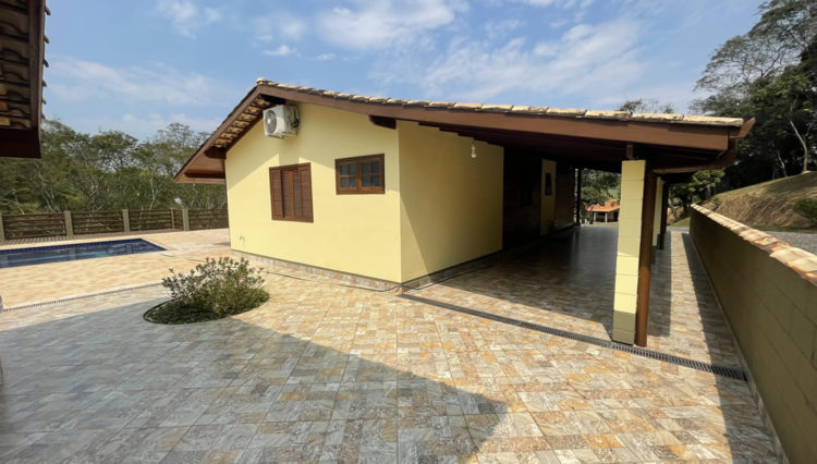 sitio-quatinga-24milm2-lagos-piscina-churrasqueira-horta-gramado-1km-asfalto (6)
