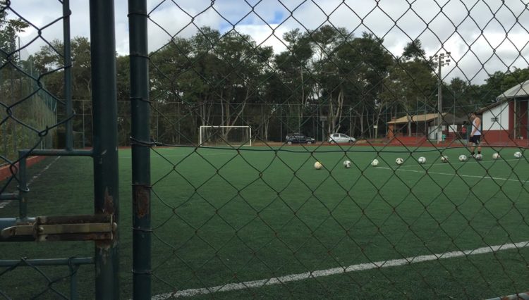 Campos de Futebol Grama Sintética Aruã