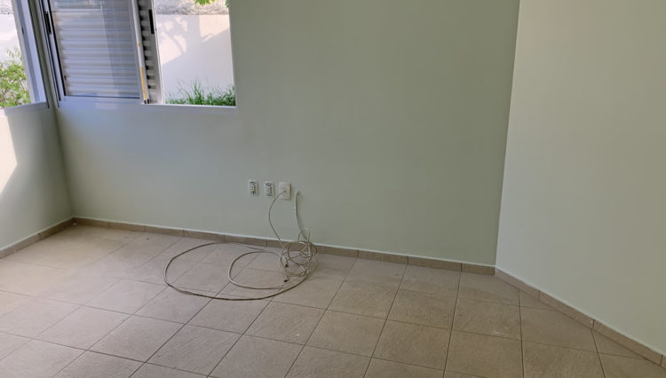 sobrado-venda-condominio-aruã-reformado-3-dorm-230m2-quital-3-salas (21)