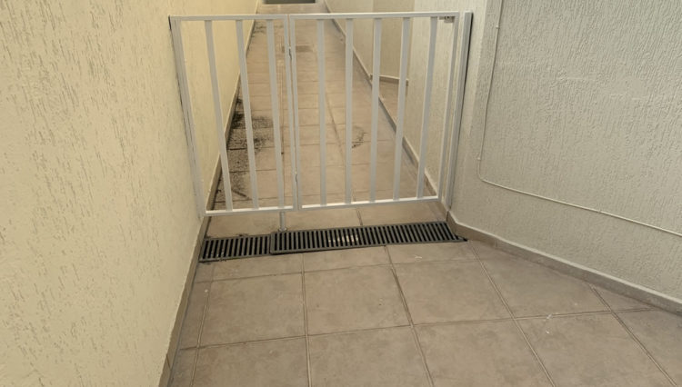 sobrado-venda-condominio-aruã-reformado-3-dorm-230m2-quital-3-salas (37)