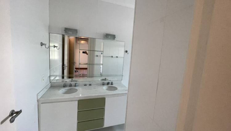 sobrado-240m2-ecopark-arua-mogi-venda-3-dorm-piscina-churrasqueira-fundo-reserva (19)