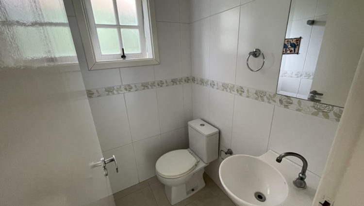 sobrado-240m2-ecopark-arua-mogi-venda-3-dorm-piscina-churrasqueira-fundo-reserva (4)
