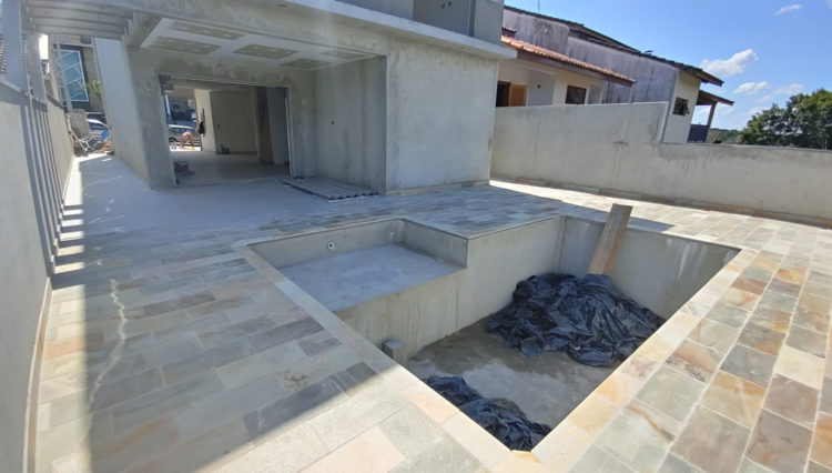 sobrado-aruã-venda-212m2-piscina-área-gourmet (12)