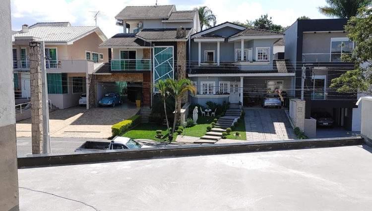 sobrado-aruã-venda-212m2-piscina-área-gourmet (23)