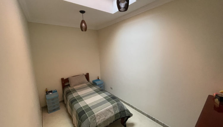 sobrado-2pavimentos-240m2-3-dorm-área-gourmet-jardim-marica (4)