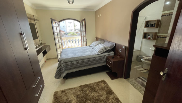 sobrado-2pavimentos-240m2-3-dorm-área-gourmet-jardim-marica (8)