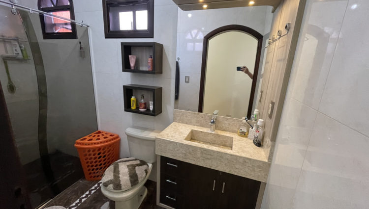 sobrado-2pavimentos-240m2-3-dorm-área-gourmet-jardim-marica (9)