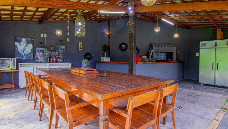 sitio-guararema-venda-piscina-casa-sede-4-dorm (7)
