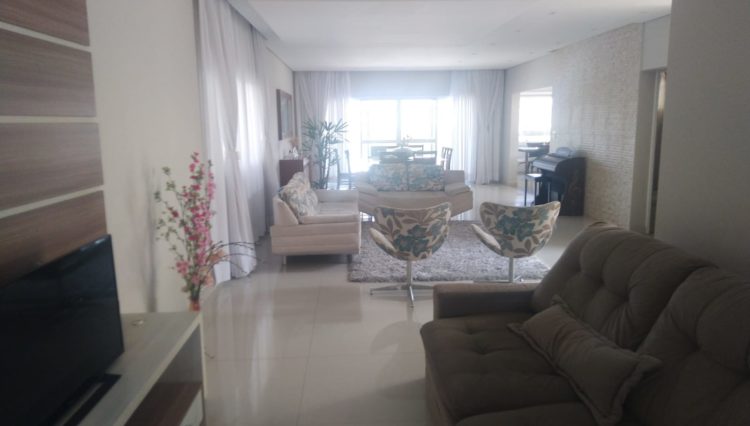 sobrado-5-dorm-470m2-6-banheiros-piscina-churrasqueira-aruã-lagos (16)