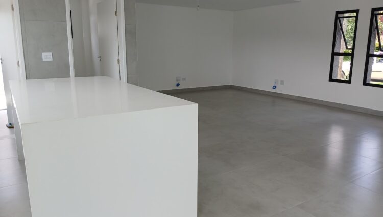 sobrado-3-suites-424m2-piscina-jacuzzi-banheira-gourmet-cond-aruã (15)