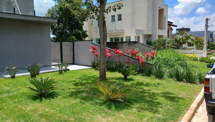 sobrado-3-suites-424m2-piscina-jacuzzi-banheira-gourmet-cond-aruã (2)