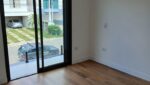 sobrado-3-suites-424m2-piscina-jacuzzi-banheira-gourmet-cond-aruã (27)