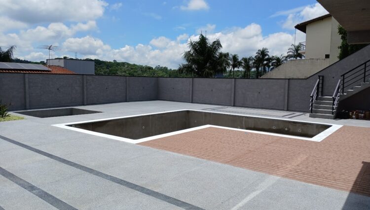 sobrado-3-suites-424m2-piscina-jacuzzi-banheira-gourmet-cond-aruã (5)