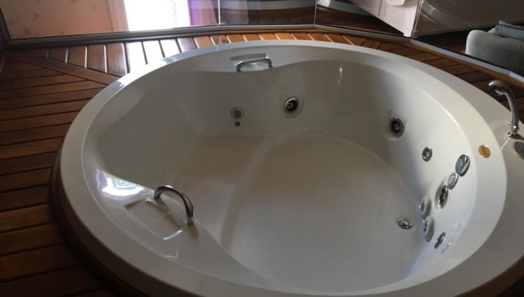 casa-condominio-arua-3suites-piscina-hidromassagem (14)