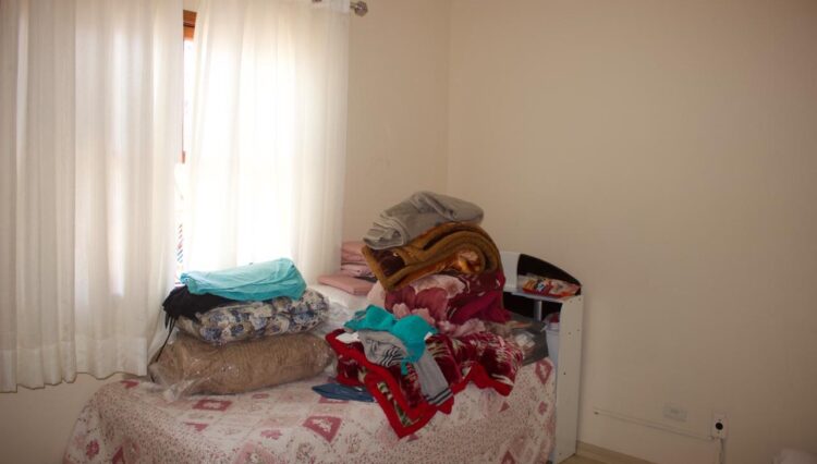 sobrado-3-dorm-alto-ipiranga-churrasqueira-venda (13)