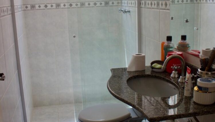 sobrado-3-dorm-alto-ipiranga-churrasqueira-venda (17)