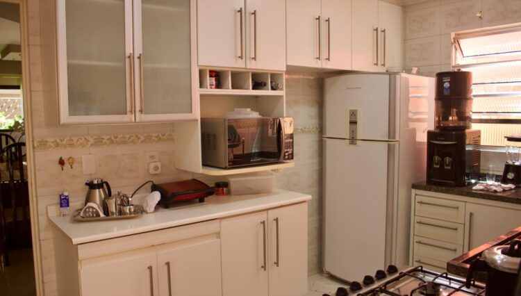 sobrado-3-dorm-alto-ipiranga-churrasqueira-venda (7)