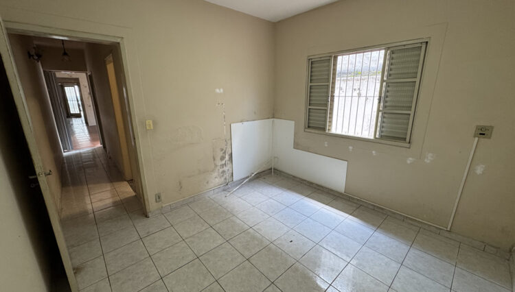 casa-térrea-comercial-166m2-centro-2-dorm-quintal-3banheiros-venda (3)
