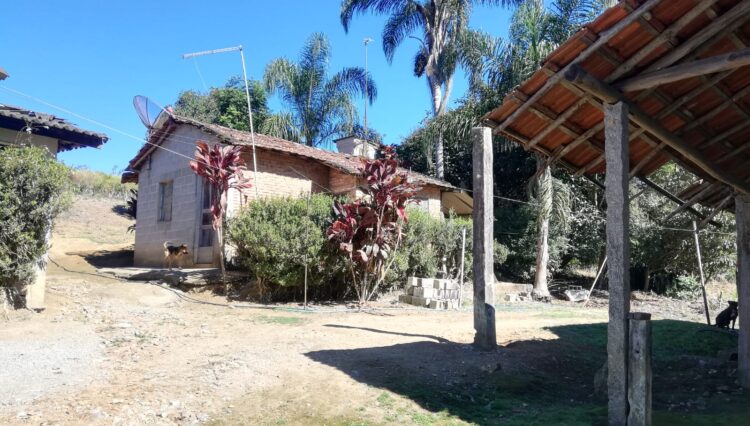 sitio-casa-sede-casa-caseiro-galpao-34.000m2-cocuera-venda (3)