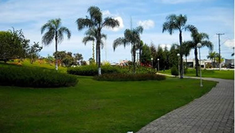 Rotatória Aruã Lagos
