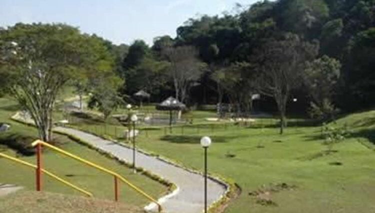 Trilha Aruã Lagos