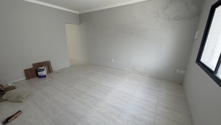 casa-térrea-quintal-3-dorm-suite-3-vagas-vila-lavinia-105m2-venda (4)