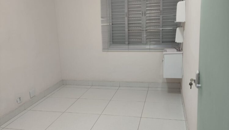 locação-casa-comercial-pronto-ara-clinica-7-salas-recpção-jardim-santista-mogi (13)