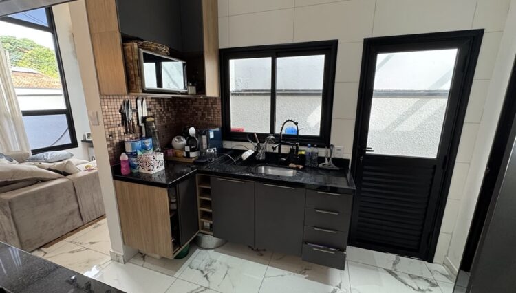 casa-térrea-moderna-acabamento-refinado-vila-suissa,venda (18)