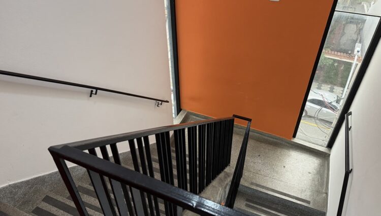 sala-comercial-80m2-2-banheiros-terceiro -andar-centro-locação (24)