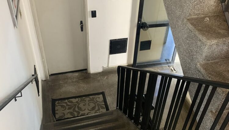 sala-comercial-80m2-2-banheiros-terceiro -andar-centro-locação (4)
