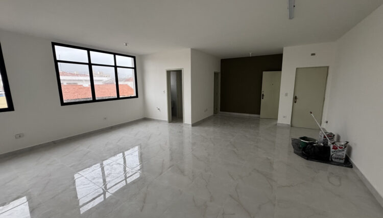 sala-comercial-80m2-2-banheiros-primeiro -andar-centro-locação (4)
