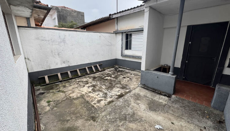 casa-térrea-comercial-terreno-309m2-2-dorm+edícula-quintal-venda-centro (2)