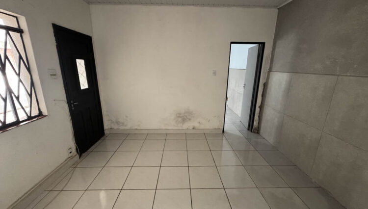 casa-térrea-comercial-terreno-309m2-2-dorm+edícula-quintal-venda-centro (6)