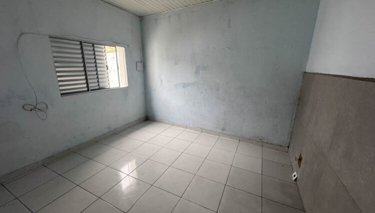 casa-térrea-comercial-terreno-309m2-2-dorm+edícula-quintal-venda-centro (7)