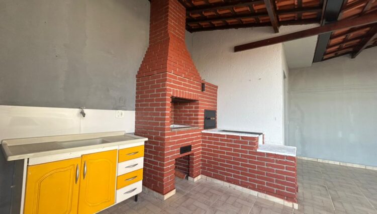 sobrado-3-dorm-suite-escritório-banheiro-hidromassagem-sala-lareira-garagem-2-carros-área-gourmet-190m2-venda (11)
